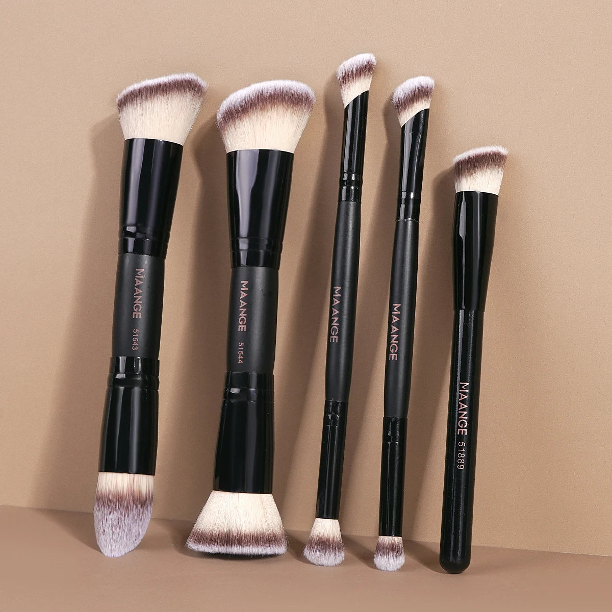 Kit de Pincéis MAANGE 5 Peças | Ideal para Base, Corretivo, Contorno, Blush e Olhos
