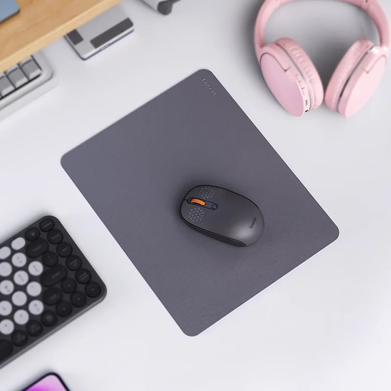 Mouse Pad Baseus Premium em Couro PU Impermeável 26x21 cm | Base Antiderrapante | Ideal para PC, Notebook e Gamer